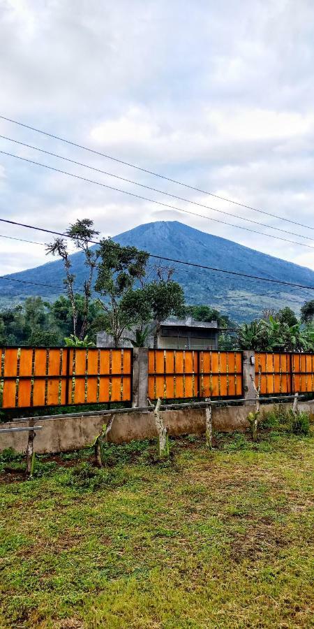 Rinjani Hill Hotel Sembalunlawang Exterior foto