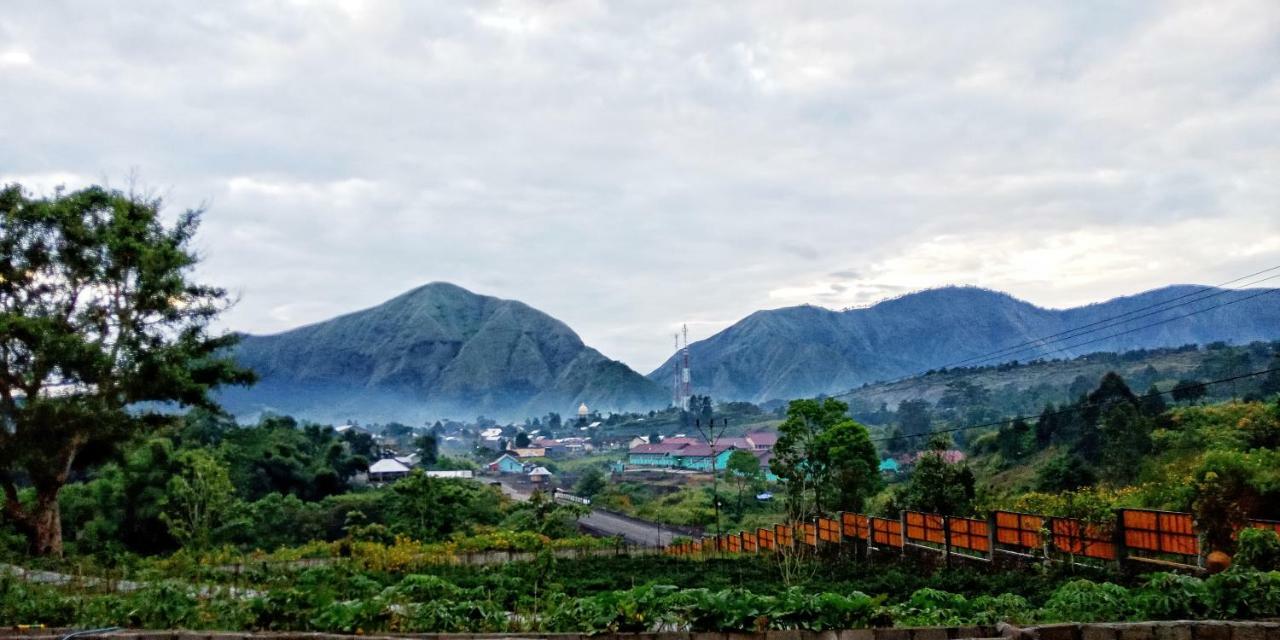 Rinjani Hill Hotel Sembalunlawang Exterior foto